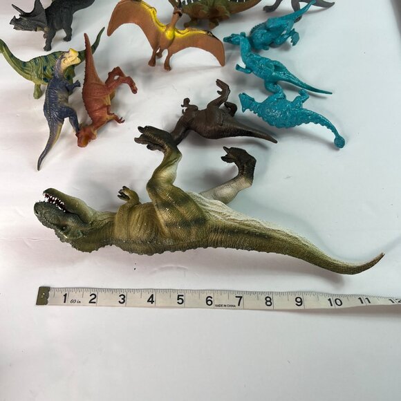 13-Piece Dinosaur Plastic Toy Figure Set Assorted Types of Dinosaurs - Picture 11 of 13